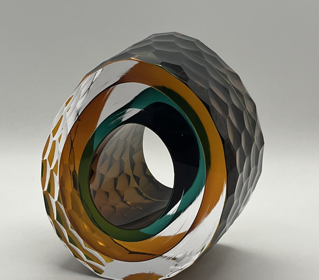 Graeme Hawes - Small Cut Slice