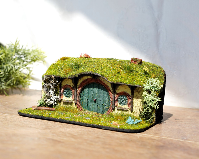 Hobbit Hole Diorama 