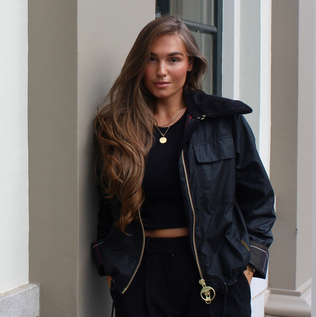 Woman’s Barbour Beauly Waxed Jacket Black/Classic