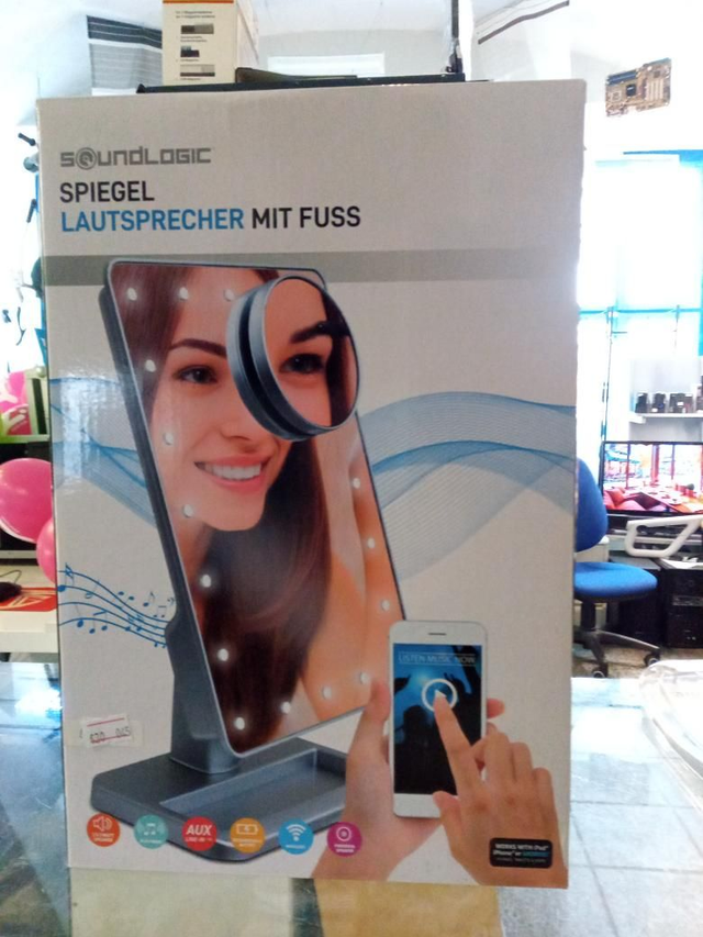 *2226-SOUNdLOGIC
SPIEGEL
LAUTSPRECHER MIT FUSS