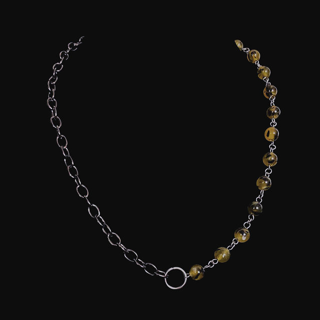 Naszyjnik z Łańcuchem i Koralikami z Żywicy