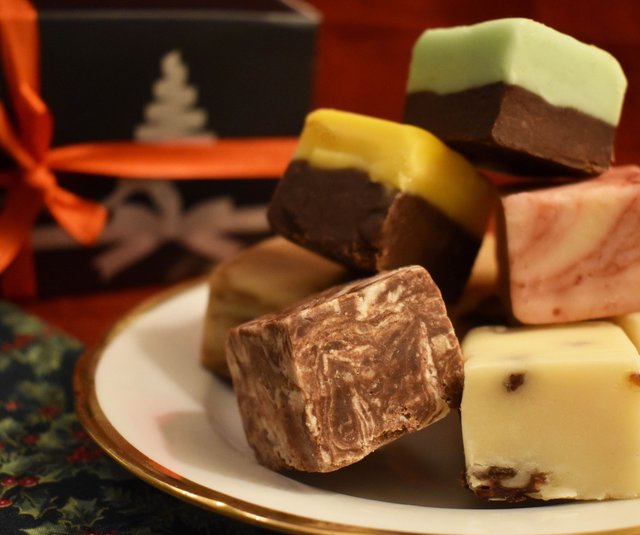 Christmas Fudge - 400g Christmas Box 8 flavours