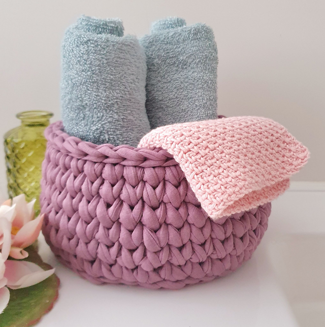 Gehaakt mandje - heidepaars