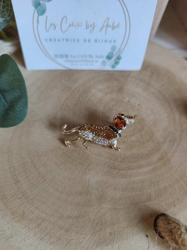 BROCHE TECKEL STRASS 0000646