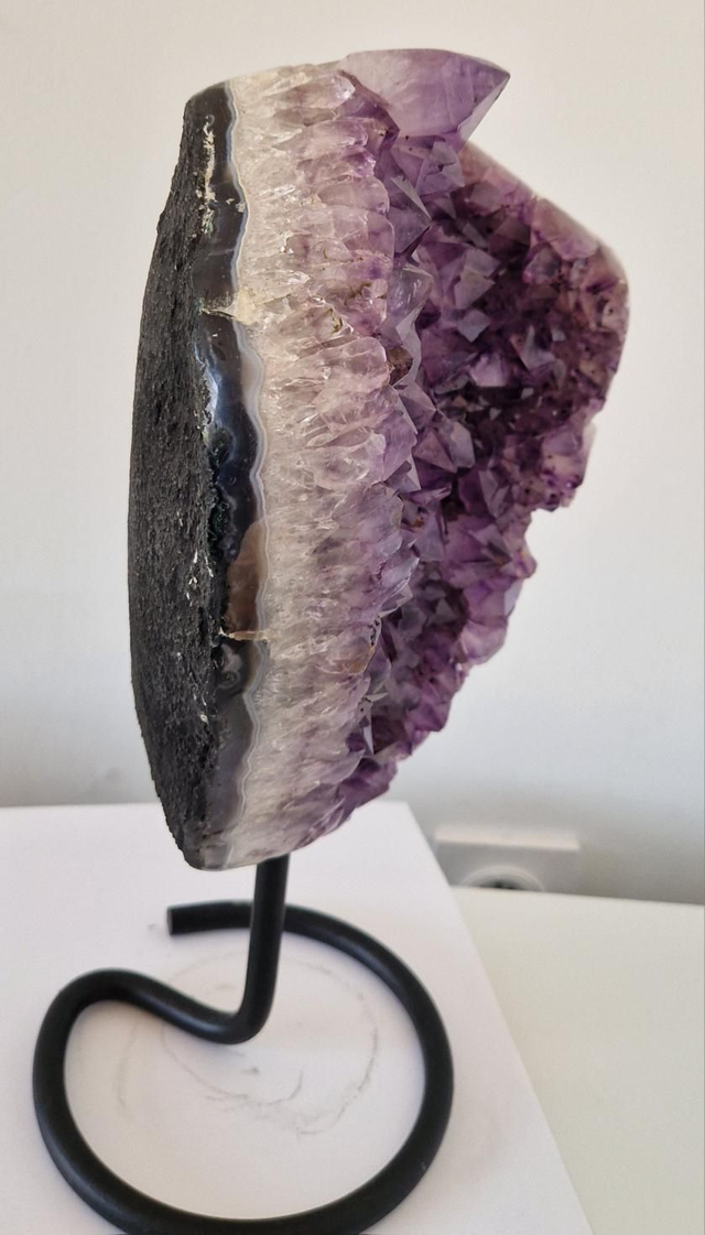 Améthyste Géode sur pied métal