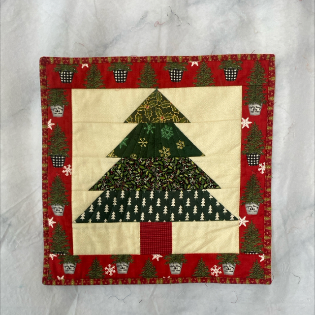 Patchwork Christmas tree 