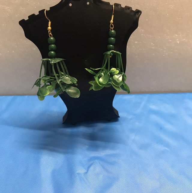 Green Dangling Earrings - GDE15