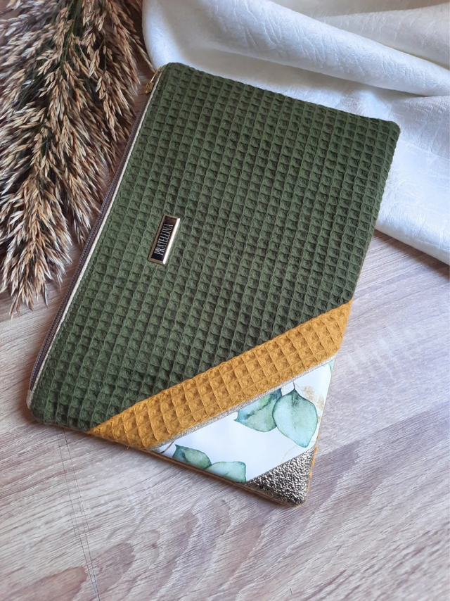Pochette Kaki
