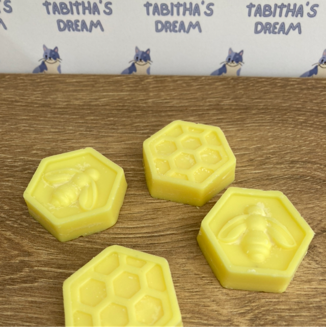 Honeycomb Shaped Hexagon Wax Melts 