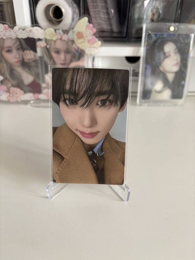 PC OFFICIEL DE HANYUJIN DE ZB1