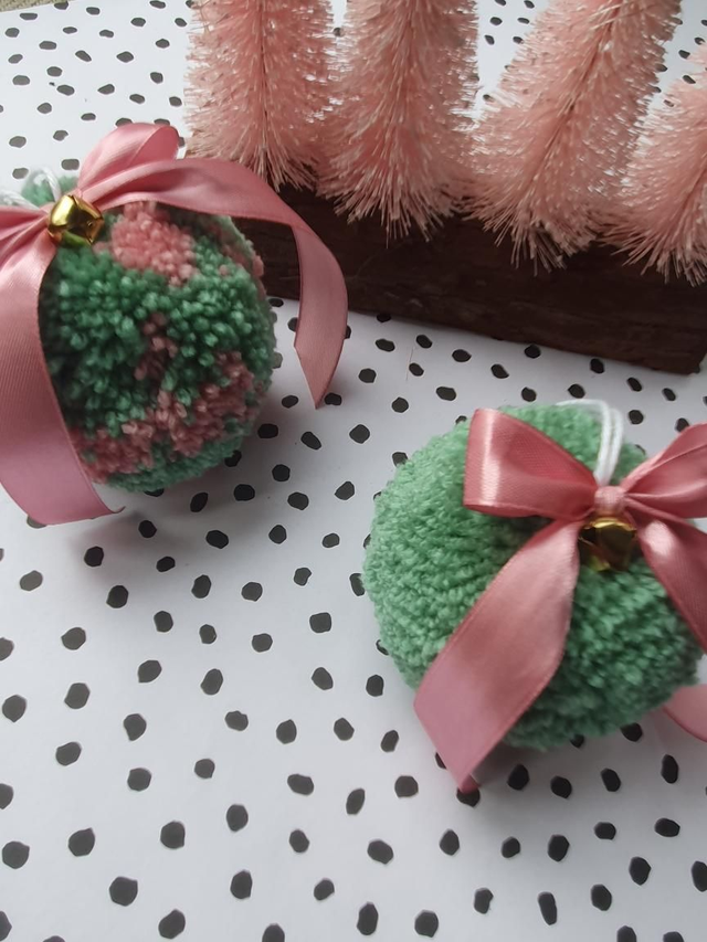 Pom Pom Bauble