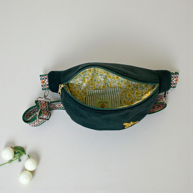 Sac Banane Lainage Vert + Porte monnaie assorti