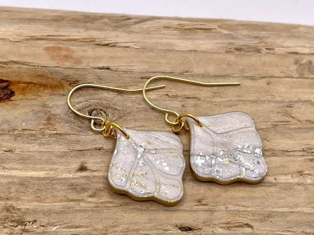 Gold and silver leaf drops