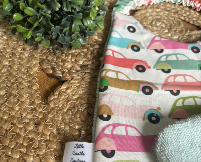 Bavoir/Serviette de cantine VOITURE