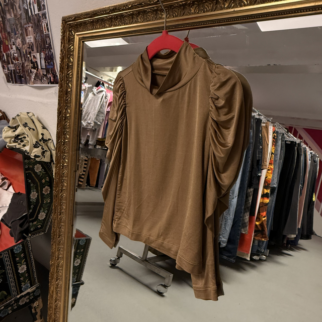 Repose AMS | Longsleeve | Size 2 years