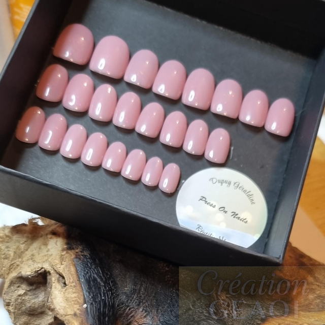 Coco flakes blush little oval S créer sur commande délai de 7jours ouvrable