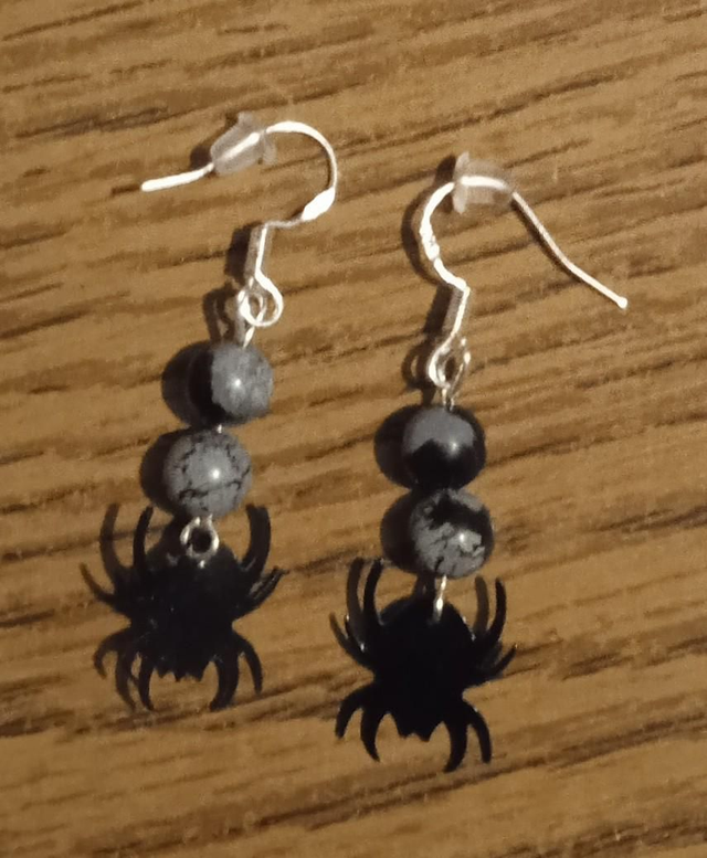 obsidienne neige (boucles d'oreilles araignées) 
