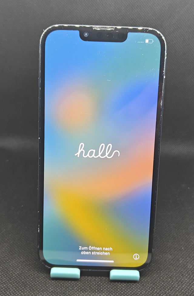 iPhone 13