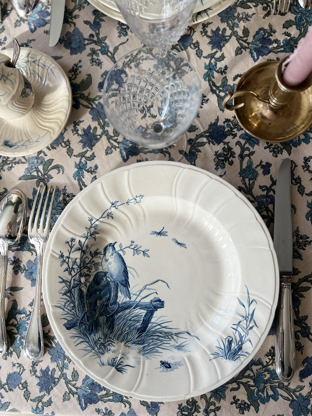 OISEAUX - Suite de 6 assiettes creuses aux Oiseaux par la manufacture française de Gien - Terre de Fer