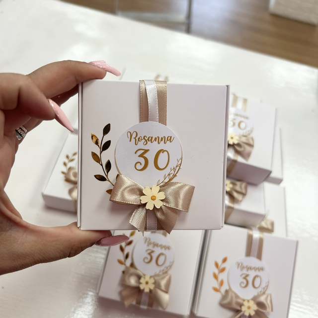 scatola bomboniera 9x9  personalizzata