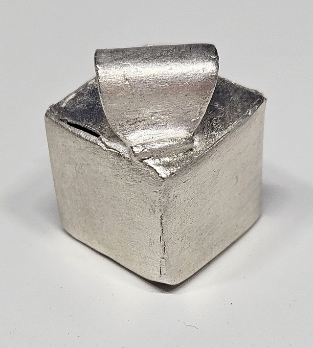 3D cube pendant with 24K gold leaf flakes