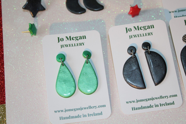 Nollaig droplet earrings