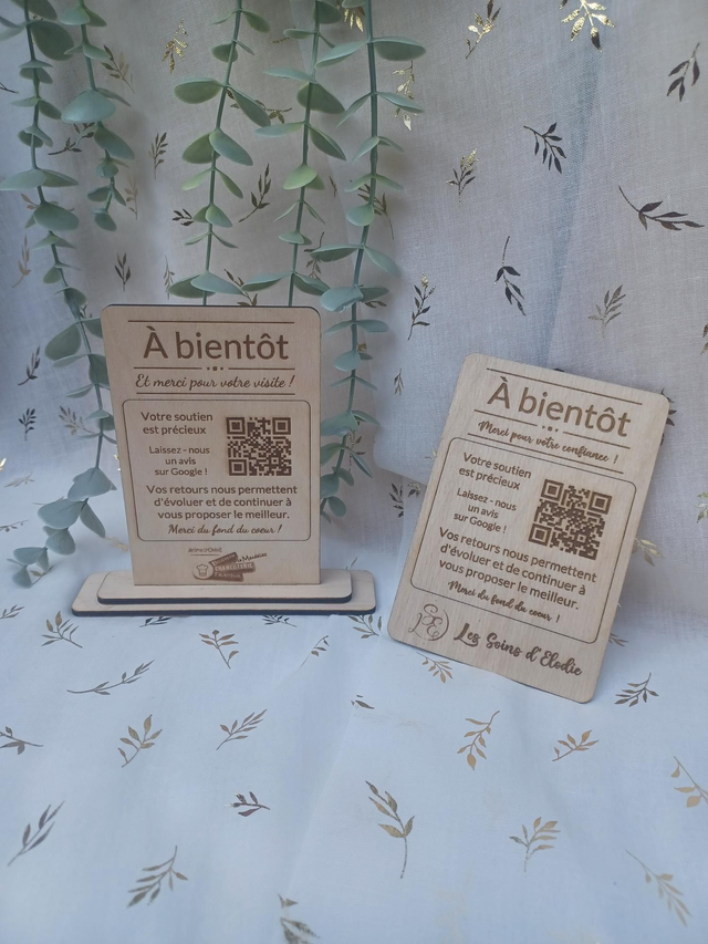 Plaquette de comptoir en bois personnalisée – QR Code Avis Google