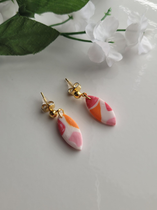 Post earrings - oval shaped with pink summer vibe