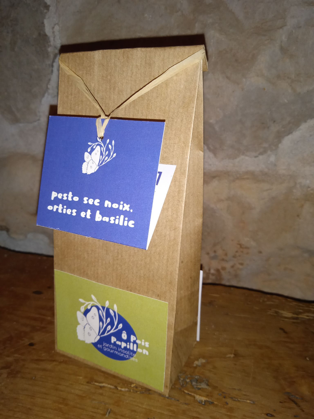 Pesto sec orties et basilic (recharge en sachet kraft pour un pot en verre)