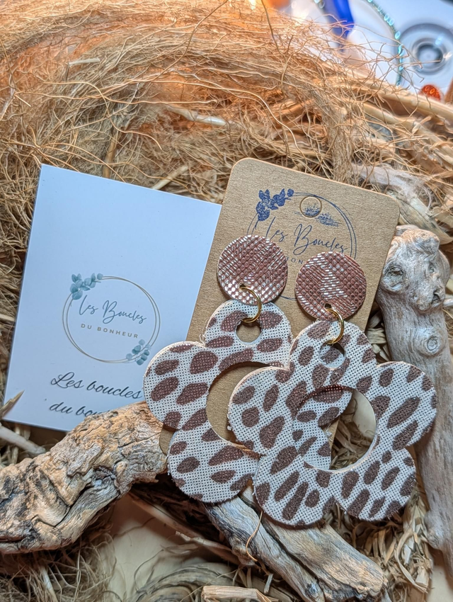 Boucles d'oreilles Sonia beige sa028