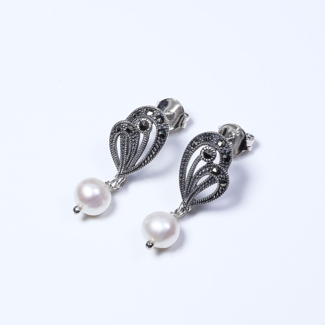 Pair of Elegant Sterling Silver 925 Art Deco Style Cream Coloured Fresh Water Pearl Marcasite Gemstone Ribbon Design Drop Dangle Earrings