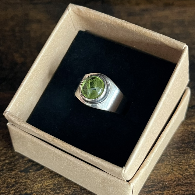 Bague en argent et Péridot - Taille 54
