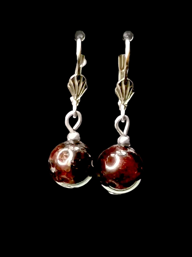 Boucles d&#039;oreilles grenat 