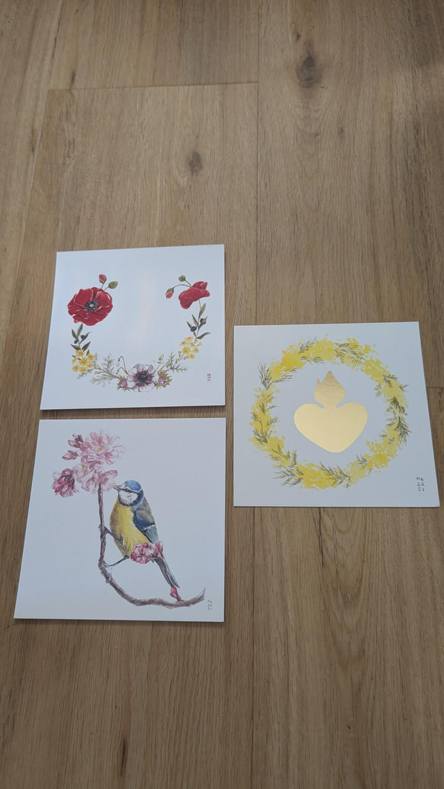 Lot n°16 - 3 cartes carrées avec défauts 