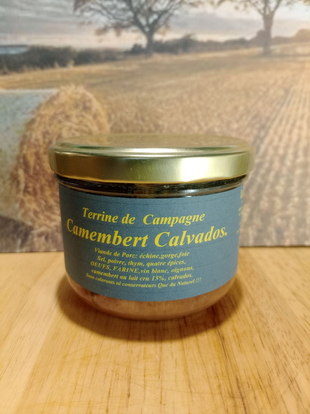 Terrine au Camembert et Calvados.