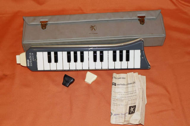 Hohner Melodica piano 26