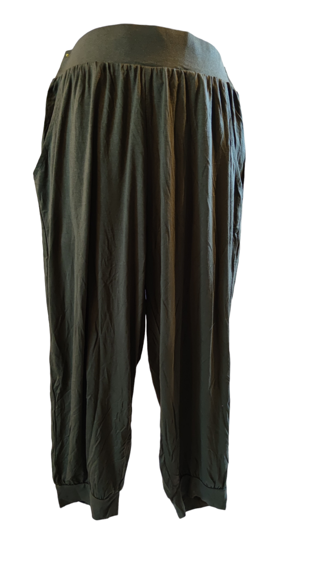 Pantacourt kaki taille S (Zavanna) 