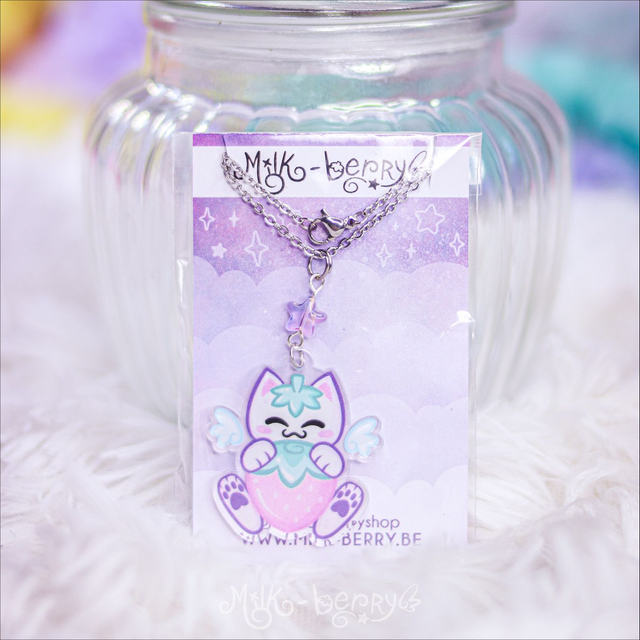 Collier Acrylique  Recyclé Chat Fraise Kawaii