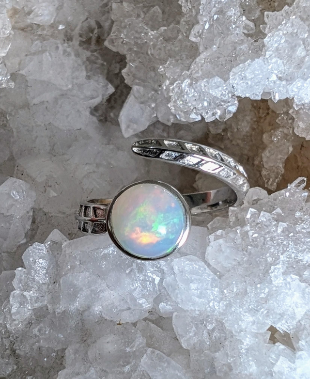 Bague Opale Éthiopienne 