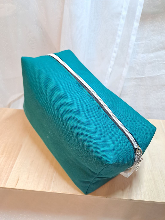 Trousse de toilette simple compartiment