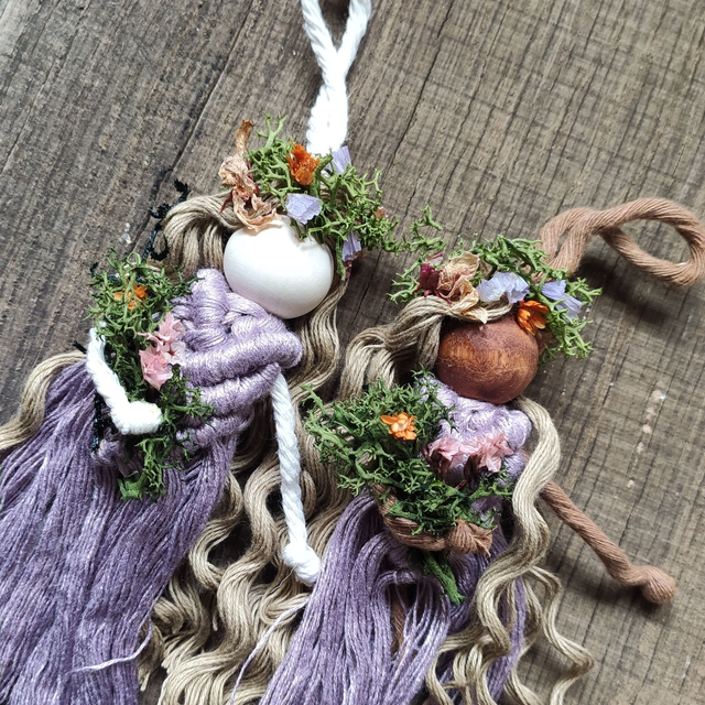 Poupée BELTANE