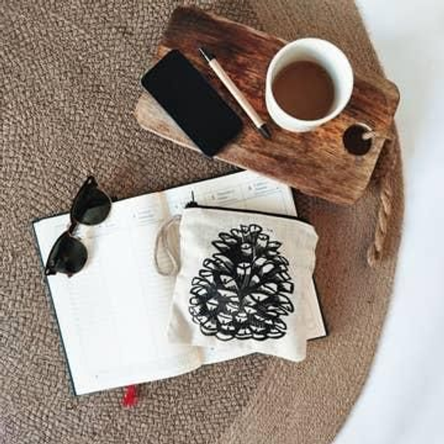 Make-up Beutel Pinienzapfen 