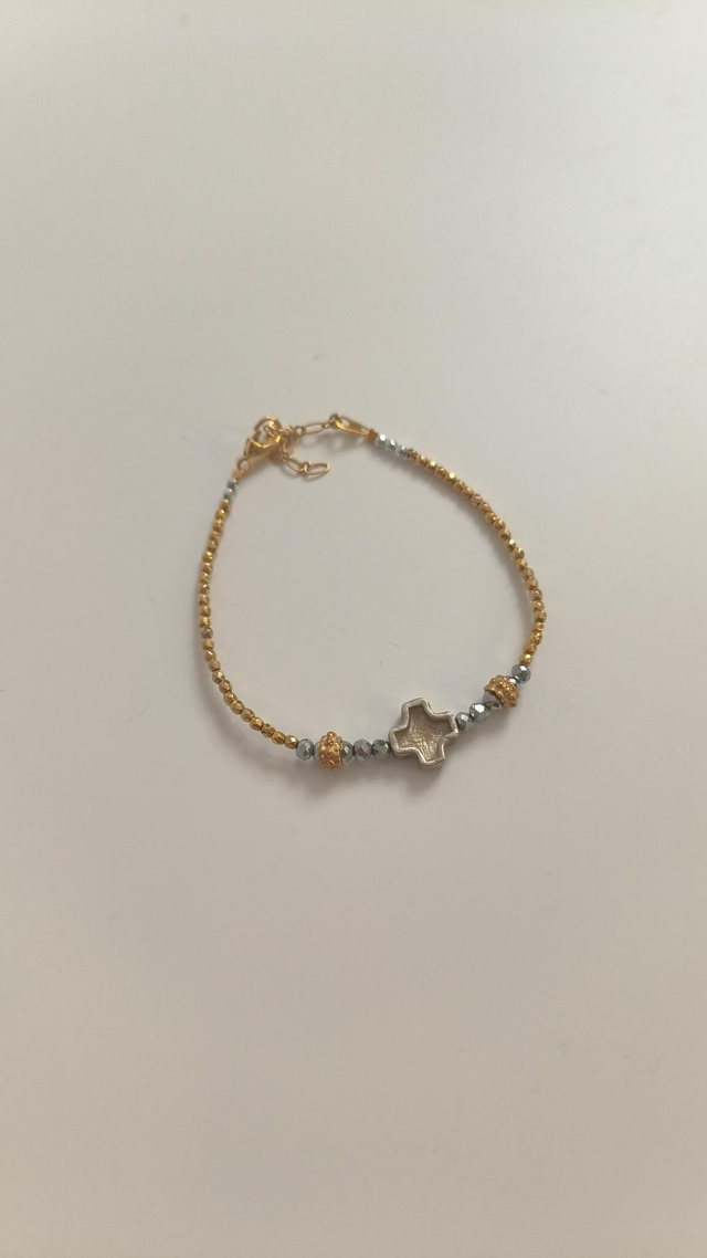 Bracelet à la croix - Charlotte Lavergne 