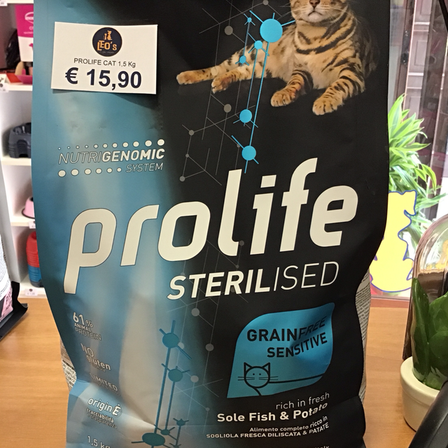 PROLIFE CAT 1,5KG STERILISED SENSITIVE SOGLIOLA E PATATE 