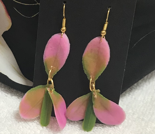 Pink Dangling Earrings- PDE49