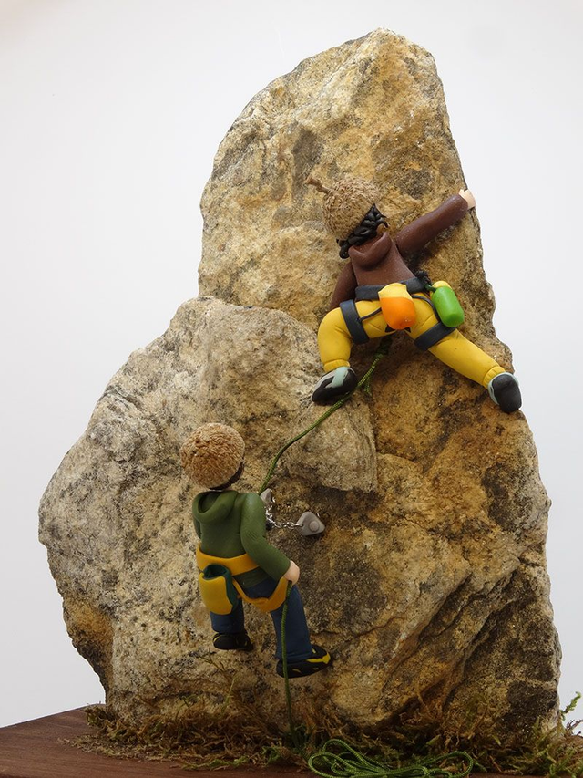 Customized Multi-pitch Climbing Figure
