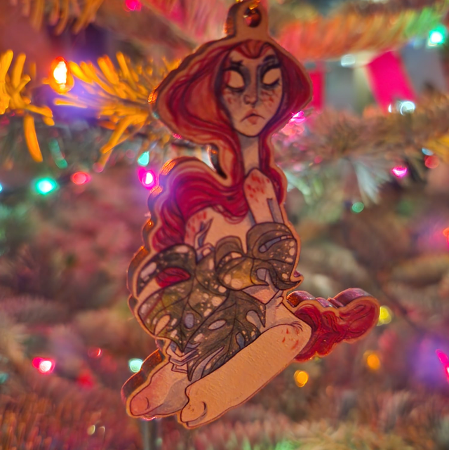 Pair of wooden tree ornaments 