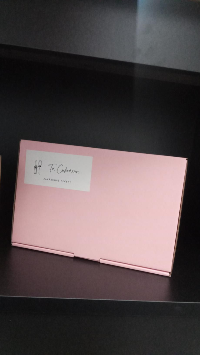 Krabice růžová