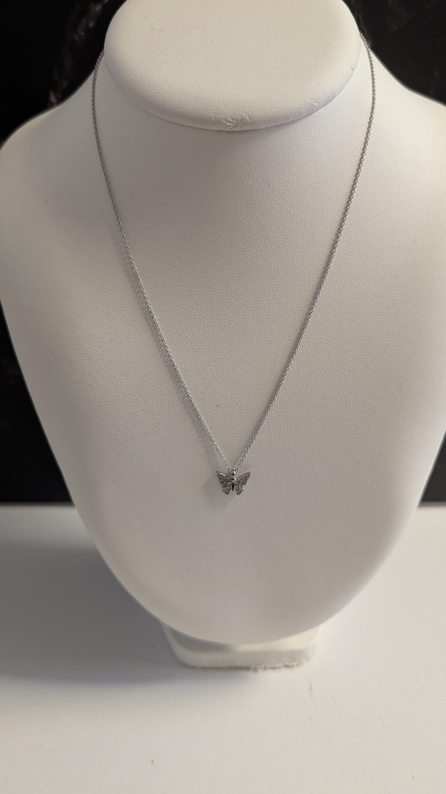 Collier papillon argenté 