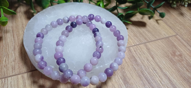 Lepidolite 6mm Bracelet 